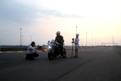 Crew Dmillers Dad. Saat proses produksi mengabadikan Kawasaki H2 &amp; Sultan Herex Qbot.
