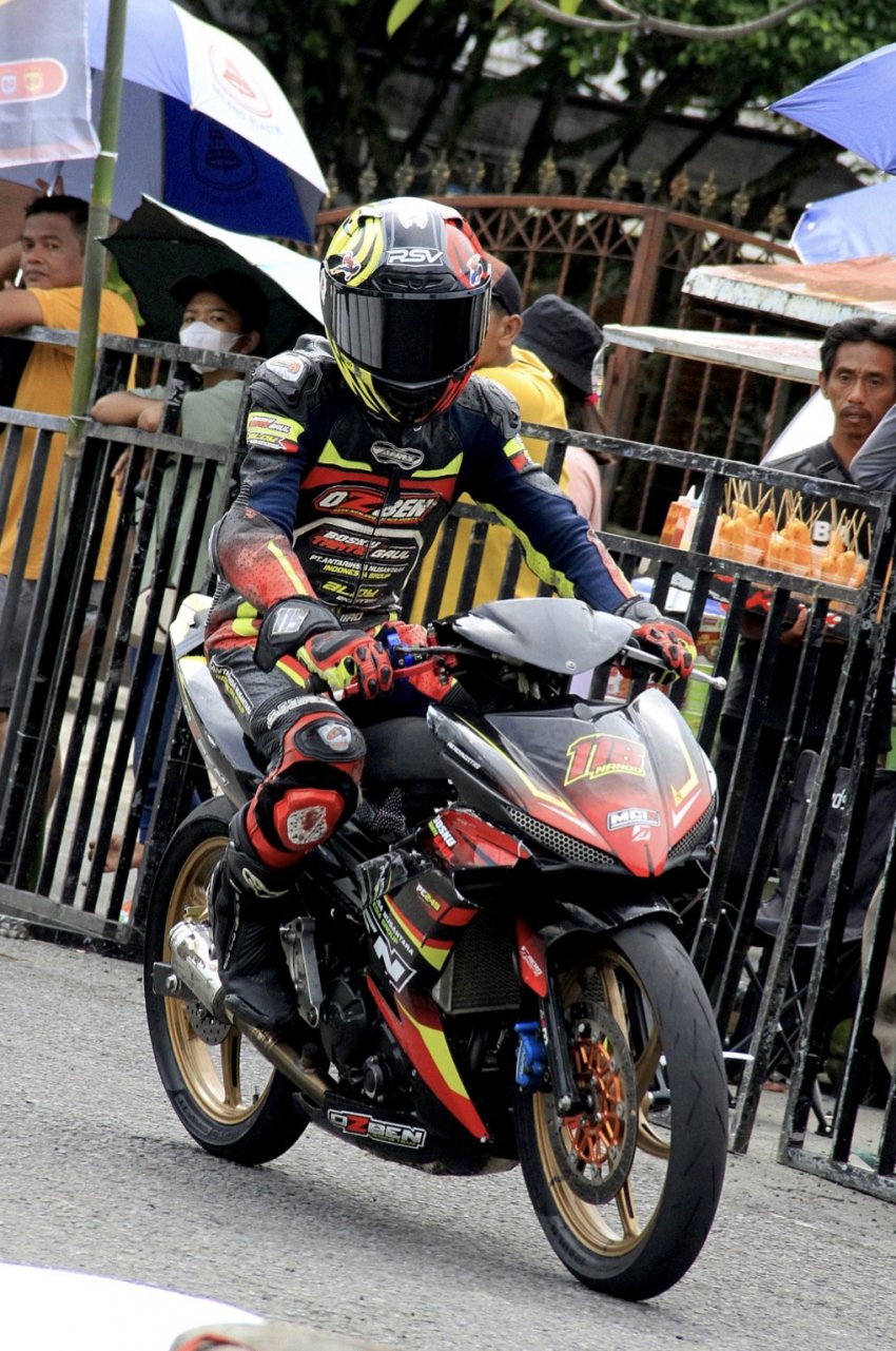 Ozben Bosku Tante Gaul Racing Team, Sampang : DIBANGUN DENGAN STANDAR TEMPUR NASIONAL !