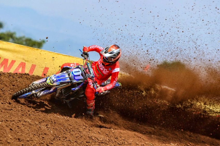 Rizky Crosser MX2 - Bonaharto MX Team : JAGA MENTAL BERTARUNG, HADAPI MEMANASNYA KEJURNAS MOTOCROSS 2025 & CUKUP PASANG TARGET MASUK FINISH !