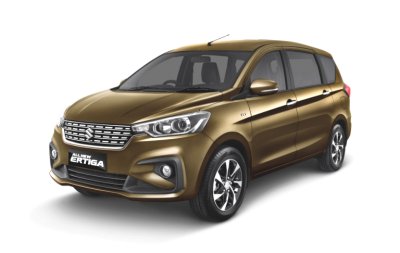 All New Ertiga GX. Memiliki persamaan pada fitur foglamp seperti tipe GL, tapi beda pada desain velg.