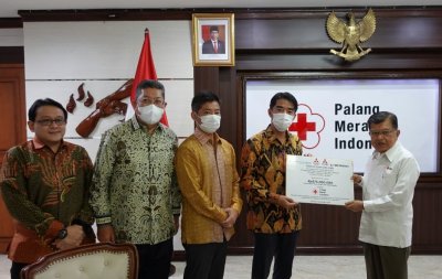 Mr. Prasetio Hartono Director of Administration &amp; HR Division PT. KTB, Mr. Kemas Rudy Irawan  Director of General Affairs Division PT. KRM,  Mr. Naoya Nakamura President Director PT. MMKSI,  Mr. Nobukazu Tanaka President Director PT. KTB,  Mr. Jusuf Kalla Chairman of Palang Merah Indonesia. Senantiasa aktif dalam aksi sosial, melalui donasi &amp; bantuan kepada terdampak bencana alam Cianjur. 