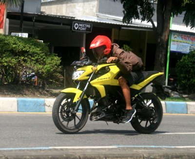 Amin RAT Motorsport, Sidoarjo. Menguji coba performa kurva akselerasi, usai performa mesin diupgrade stage 1.  