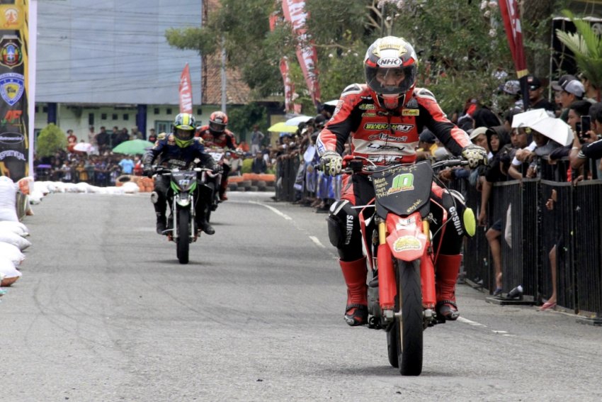 Honda CRF 150L - 99 Speed, Blitar : JET DARAT KONVERSI KARBU, DUTA ANTI BALAP LIAR BLITAR !