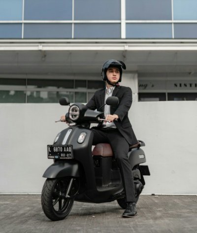 Yamaha STSJ : BAGIKAN TIPS CEGAH HELM BAU APEK