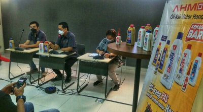 AHM OIL GANTI KEMASAN BARU,  TERSEDIA DI JARINGAN BENGKEL AHASS &amp; TOKO SPARE PART DI JATIM - NTT