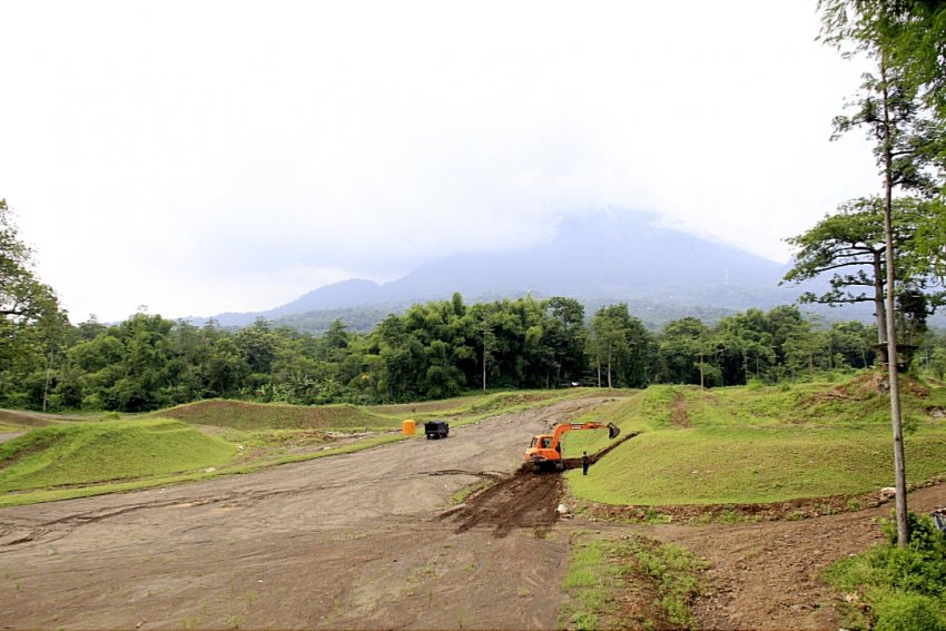 Sirkuit Putra Airlangga Rizqy Motorsport, Gempol, Pasuruan : ADOPSI ARTISTIK SIRKUIT MOTOCROSS LUAR NEGERI, TAMPIL PALING EKSOTIS DI INDONESIA !