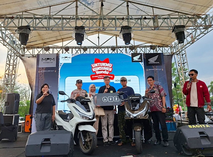 Pengundian “Untukmu Konsumen Honda” Banyuwangi Meriah, Ini Pemenang Honda PCX160