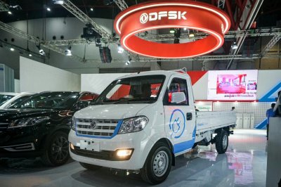 DFSK EC31 Pick Up Berbasis Listrik Tampil di IIMS 2023