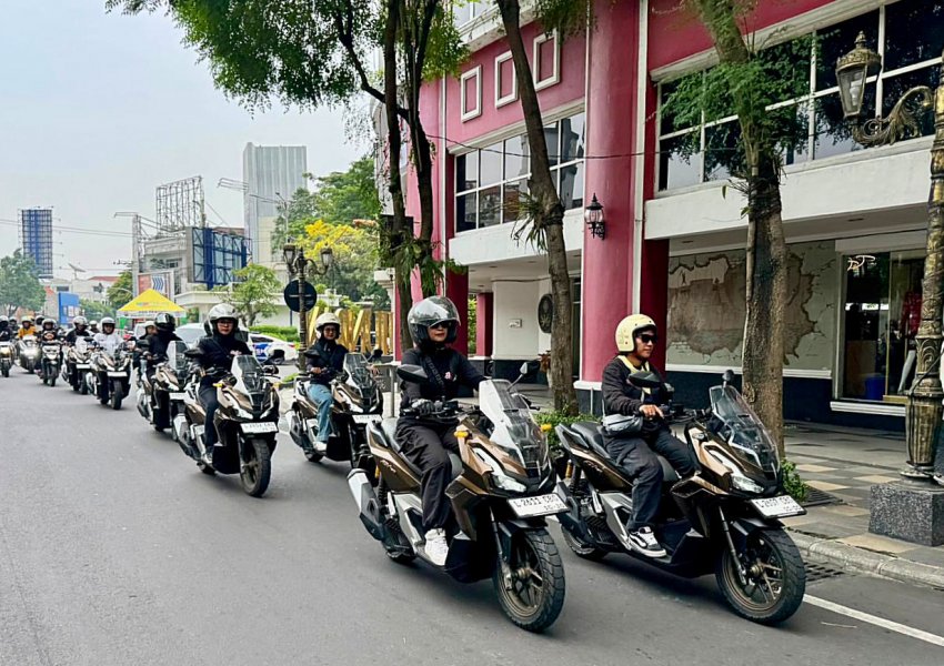 Weekend Seru Bersama New Honda ADV160, Lady Bikers Jelajahi Heritage Kota Surabaya