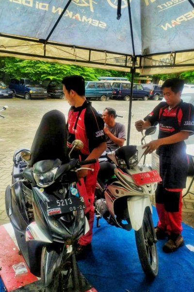 SERVICE KUNJUNG YAMAHA (SKY), SAPA KONSUMEN DI SEGMEN INSTANSI