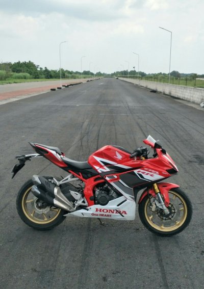 Test Ride Honda CBR 250RR SP QS : SPORT CANGGIH EASY RIDE, DENGAN PERFORMA SPEED PALING BRUTAL