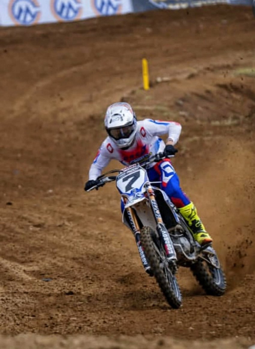Rizqy Motorsport Yamaha : TERUS EVALUASI STRATEGI, DEMI SAPU BERSIH PODIUM KEJURNAS MOTOCROSS 2025