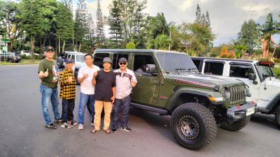 H. Rudi HK &amp; Komunitas Jeep USA. Tampil menjadi suri tauladan, aktifitas sosial di bulan suci Ramadhan di kalangan komunitas roda empat.