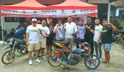Agus Budianto - Black Hoe Racing Team : USUNG SEMANGAT BROTHERHOOD, SETIA HADIR DI BERAGAM AKTIFITAS KOLOSAL MILENIAL