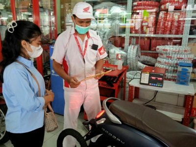 Service Motor Honda di AHASS MPM Motor Simpang Dukuh Surabaya, Gratis cek Emisi Gas Buang