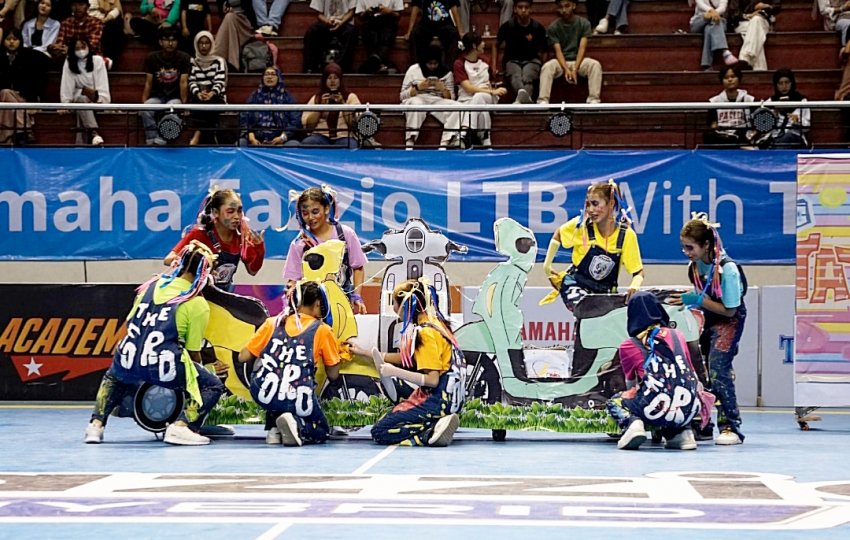 Yamaha Fazzio LTB Surabaya Hadirkan Ruang Ekspresi Siswa SMA Lewat Futsal & Dance