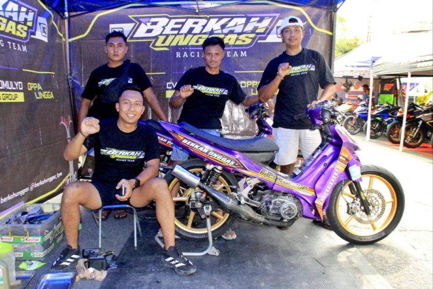 Berkah Unggas Racing Team,  Lamongan : BERTAJI DI BEBEK 2 TAK JATIM OPEN & TERKENCANG DI JATIM !