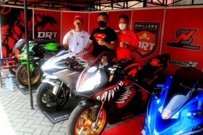 Gunawan Big Boss Mega Team Dmillers Racing Team &amp; Leon Chandra Race Tech. Menghendaki terjadinya perubahan drag bike di tanah air, untuk segera menseriusi sosialisasi kelas Big Bike. 