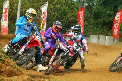 Big Boss H. Rokhmawan Owner Rizqy Motor Boss Mild MX GTX Team, Jatim : PROFESIONALISME TINGKAT DEWA, RESEP UTAMA BOYONG GELAR JAWARA 2022