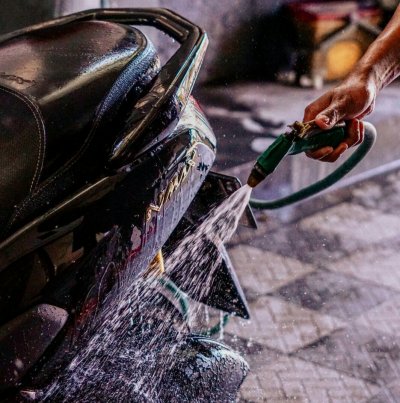 Yamaha STSJ : MITOS ATAU FAKTA ? CUCI MOTOR WAKTU MESIN MASIH PANAS, JADI PANTANGAN