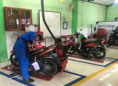 YAMAHA STSJ ADAKAN KEGIATAN CSR, HADIRKAN SERVICE KUNJUNG YAMAHA DI SMK BINAAN YAMAHA