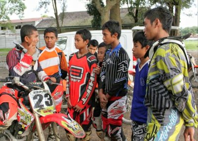 Tri Priyo Nugroho Panglima NMT, Kediri. Konsisten mendedikasikan ilmu &amp; pengalaman, untuk crosser Indonesia.