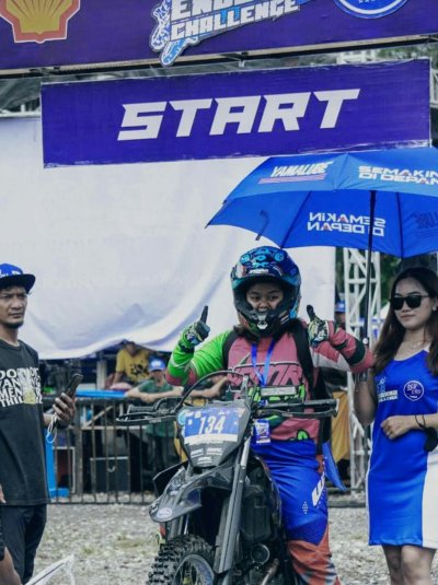 Yamaha WR 155R : INCARAN RIDER SRIKANDI, DI EVENT SHELL bLU cRU YAMAHA ENDURO CHALLENGE