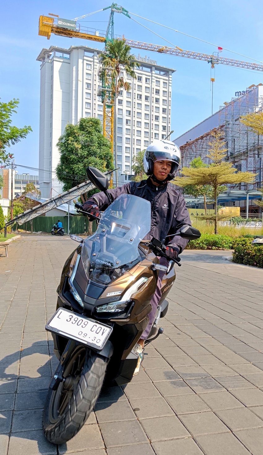 New Honda ADV 160 : KUAT MEREPRESENTASIKAN ADVENTURE LOOK & MAKIN CANGGIH