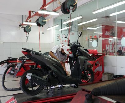 MPM Honda Jatim : MOTOR - MATIC USAI TERENDAM BANJIR ? BEGINI CARA MENGATASINYA