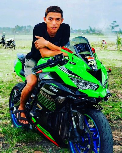 Kawasaki ZX25R &quot;2022, Turen, Malang : PERFORMA SULTAN, IDAMAN JURAGAN BAN