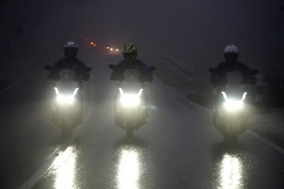 Cari_Aman Berkendara Menjelang Musim Penghujan