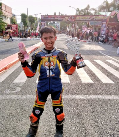 Alvaro Paroro - Rider Beginner, Tulungagung : BONGKAR PERTAHANAN LAWAN MELALUI JURUS LATE BRAKING
