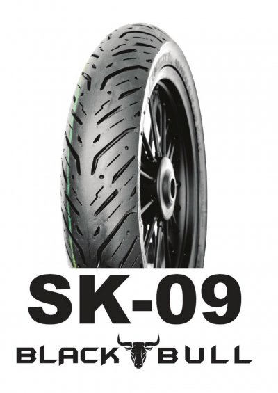 Ban Primaax SK-09. Diluncurkan di pasaran untuk memenuhi segmen matic mania penggemar touring. 