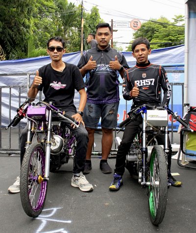 Adi Plentiz Bintang Borneo Racing Team 381 Group, Banjarmasin : KEMBALI UKIR BEST TIME &amp;  ANTUSIAS MENYAMBUT PEMBERLAKUAN PERTAMAX TURBO