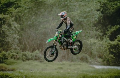 Mevans Sanggramawijaya - Onesixeight Motocross Team. Ketika training di Onesixeight Motocross Circuit, jelang hadapi Onesixeight Indiel Motocross Grasstrack Openchampionship 2022, Kendal, seperti rencana awal.  