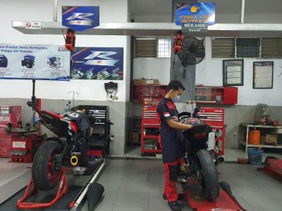 Yamaha Jatim : JELANG AKHIR TAHUN ? NIH CARA PERAWATAN MOTOR YANG BENAR