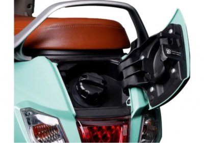 Suzuki Access 125 : THE CLASSIC COMMUTER, TAMPIL COMPACT &amp; EFISIEN