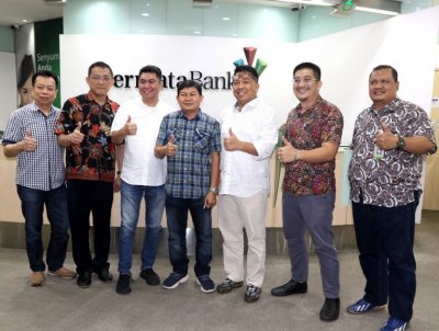 Kolaborasi korporasi Astra, Auto 2000 &amp; Bank Permata. Mempermudah masyarakat mendapatkan mobil baru dengan program ringan &amp; banjir hadiah menarik. 