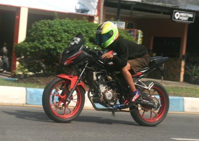 New CBR 150. Dinamika pesatnya dunia otomotif roda dua &amp; sport 4 tak herex menjadi trend setter.