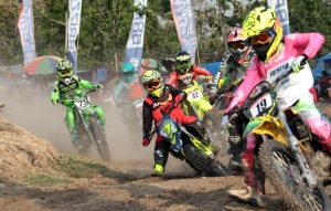 Satrio Bangun Pratama Pembalap AMRF UD Hasil Bumi 46 Production GTX MX Team,  Ngawi. Saat laga di kelas FFA maximal 14 tahun &amp; menjadi jawara setelah bermain rapi. 