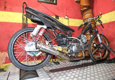 Abhinaya 198 cc. Sebutan sleep engine, hasil mahakarya Rendy &amp; Boncu yang bombastis.