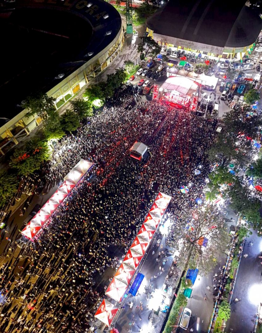 Ribuan Masyarakat Padati Regional Public Launching All New Honda Vario 125 di Sidoarjo, Makin Meriah Bersama Denny Caknan