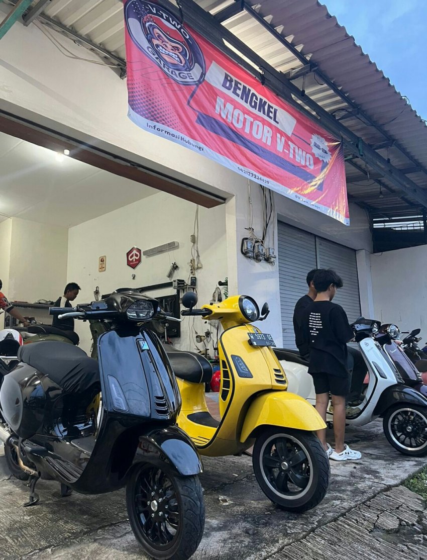 V Two Garage, Surabaya : GELAR PILOT JET DARAT, MASIH KUAT JADI DAYA PIKAT !