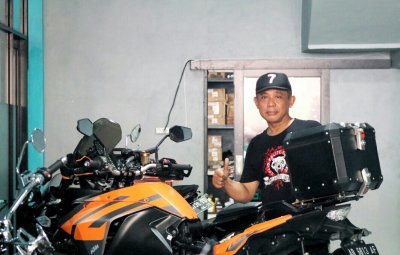 Gaya Motor &amp; Cafe, Sidoarjo : MANJAKAN LOYALIS, SAMPAI TERSENYUM MANIS SAAT SERVIS