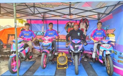 Mr. Oki Sawah Klasik Racing Team, Ponorogo. Terpacu mendongkrak kualitas balap road race di Jatim &amp; mengakomodir rider belia potensial Jatim.