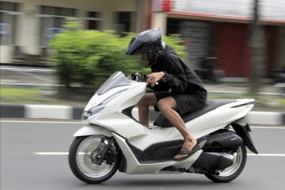 Honda PCX 160 "2023, Sidoarjo : ULAH STAFF EXPEDISI, YANG BIKIN PANIK HEREX SPORT 4 TAK !