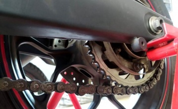 Yamaha STSJ : AGAR TAK MEREPOTKAN, CEK KONDISI RANTAI MOTOR SAMPEYAN
