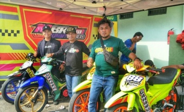 Max Gaharu MBRK Army DS Libaz Racing Team, Probolinggo : PERFORMA FENOMENAL, SUKSES KUASAI PODIUM 2 TAK DI KELAS BERGENGSI