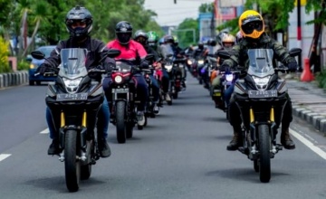 Riding Experience CB150X - MPM Honda : DISAMBUT ANTUSIAS BIKERS PENGHOBI TOURING & SALUT DENGAN PERFORMANYA