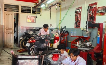 Buktikan Kualitas Vokasi Jawa Timur, AHASS TEFA SMK Binaan MPM Honda Jatim Sukses Layani Konsumen dan Cetak SDM Unggul